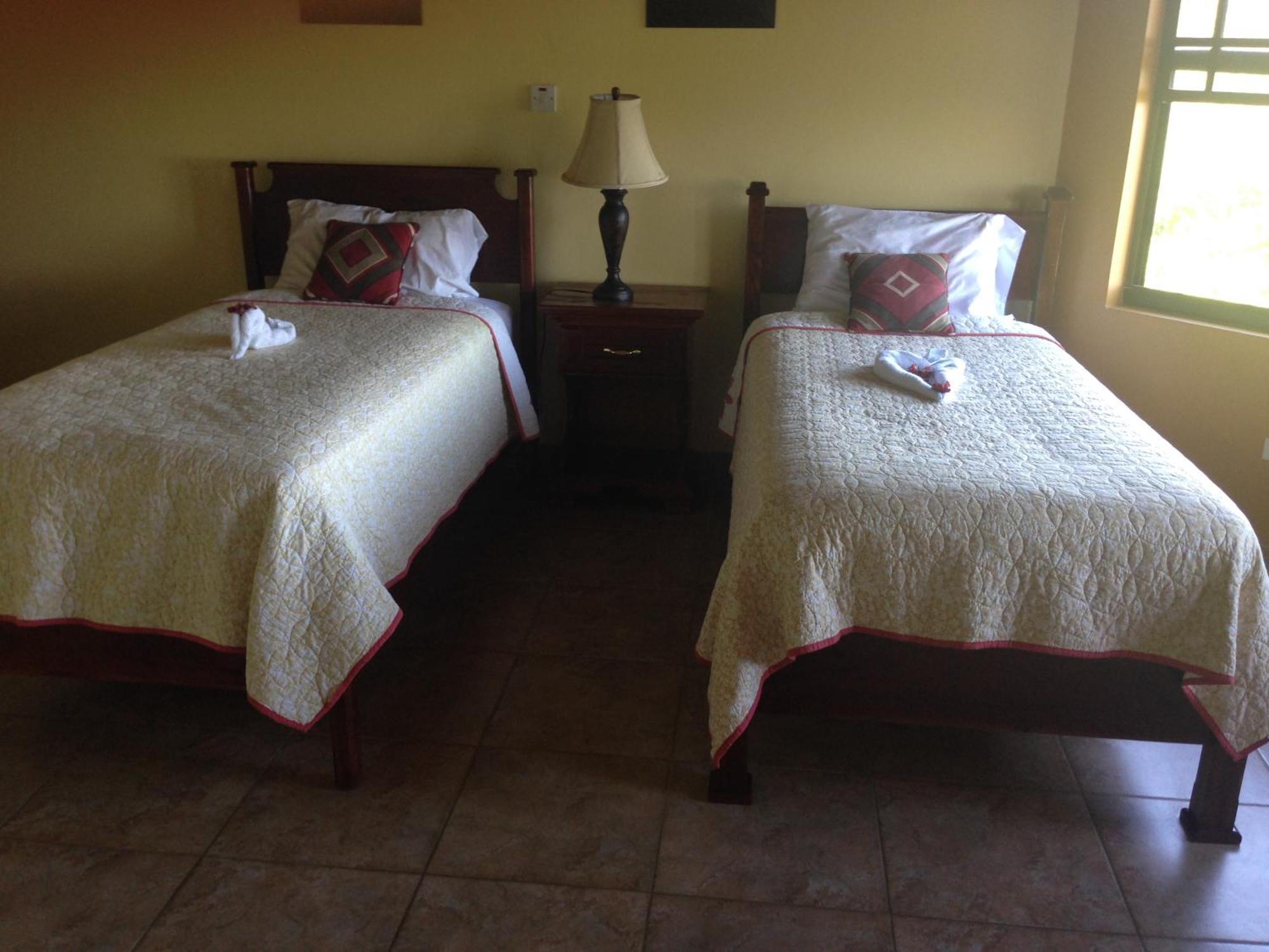 Milbrooks Resort Бухта Монтего Экстерьер фото